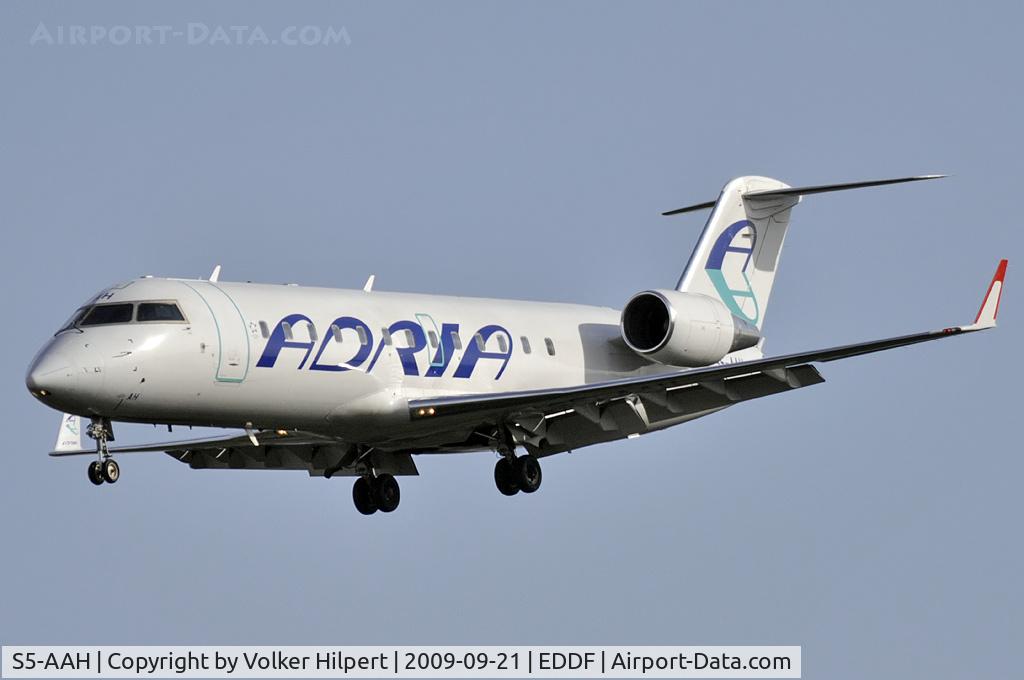 S5-AAH, 1994 Canadair CRJ-100LR (CL-600-2B19) C/N 7032, Adria Airways