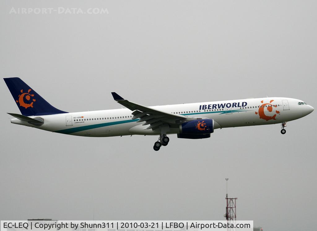 EC-LEQ, 2010 Airbus A330-343X C/N 1097, Landing rwy 32R