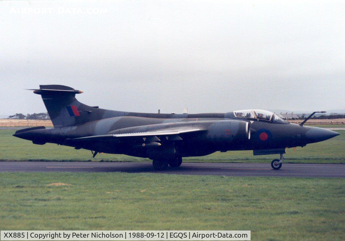XX885, 1974 Hawker Siddeley Buccaneer S.2B C/N B3-01-73, Buccaneer S.2B of 12 Squadron taxying to the active runway at RAF Lossiemouth in September 1988.