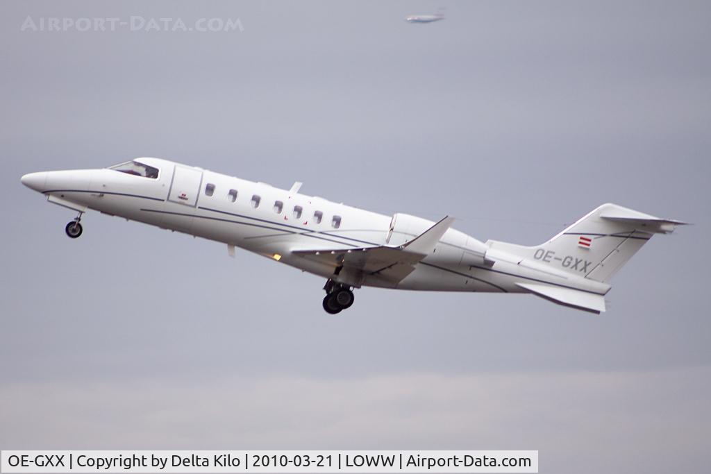 OE-GXX, Learjet 40 C/N 45-2112, Private Learjet 40