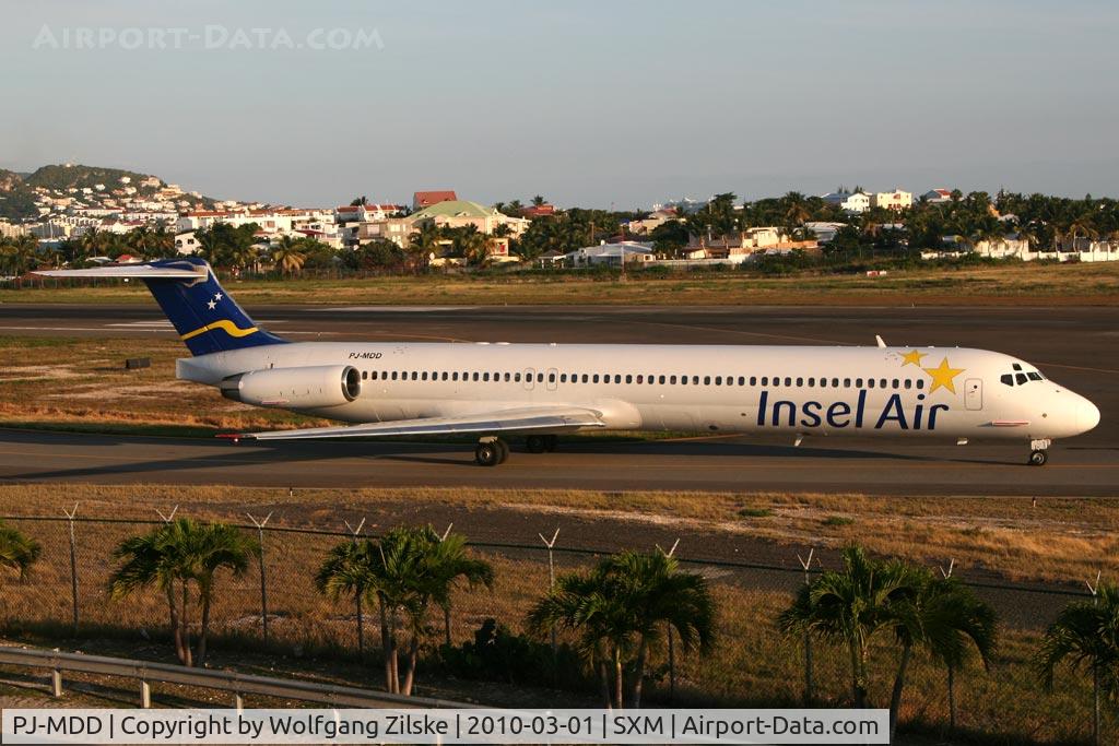 PJ-MDD, 1990 McDonnell Douglas MD-82 (DC-9-82) C/N 49972, visitor