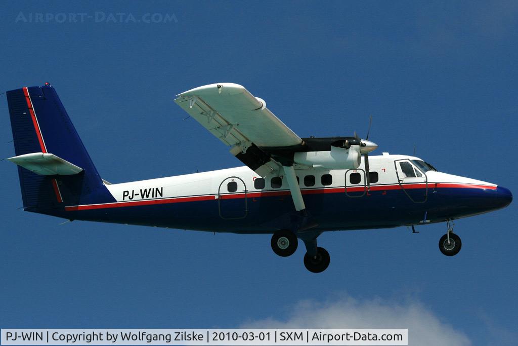 PJ-WIN, 1976 De Havilland Canada DHC-6-300 Twin Otter C/N 518, visitor