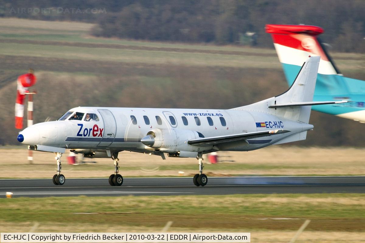 EC-HJC, 1979 Swearingen SA-226TC Metro II C/N TC-318, touchdown