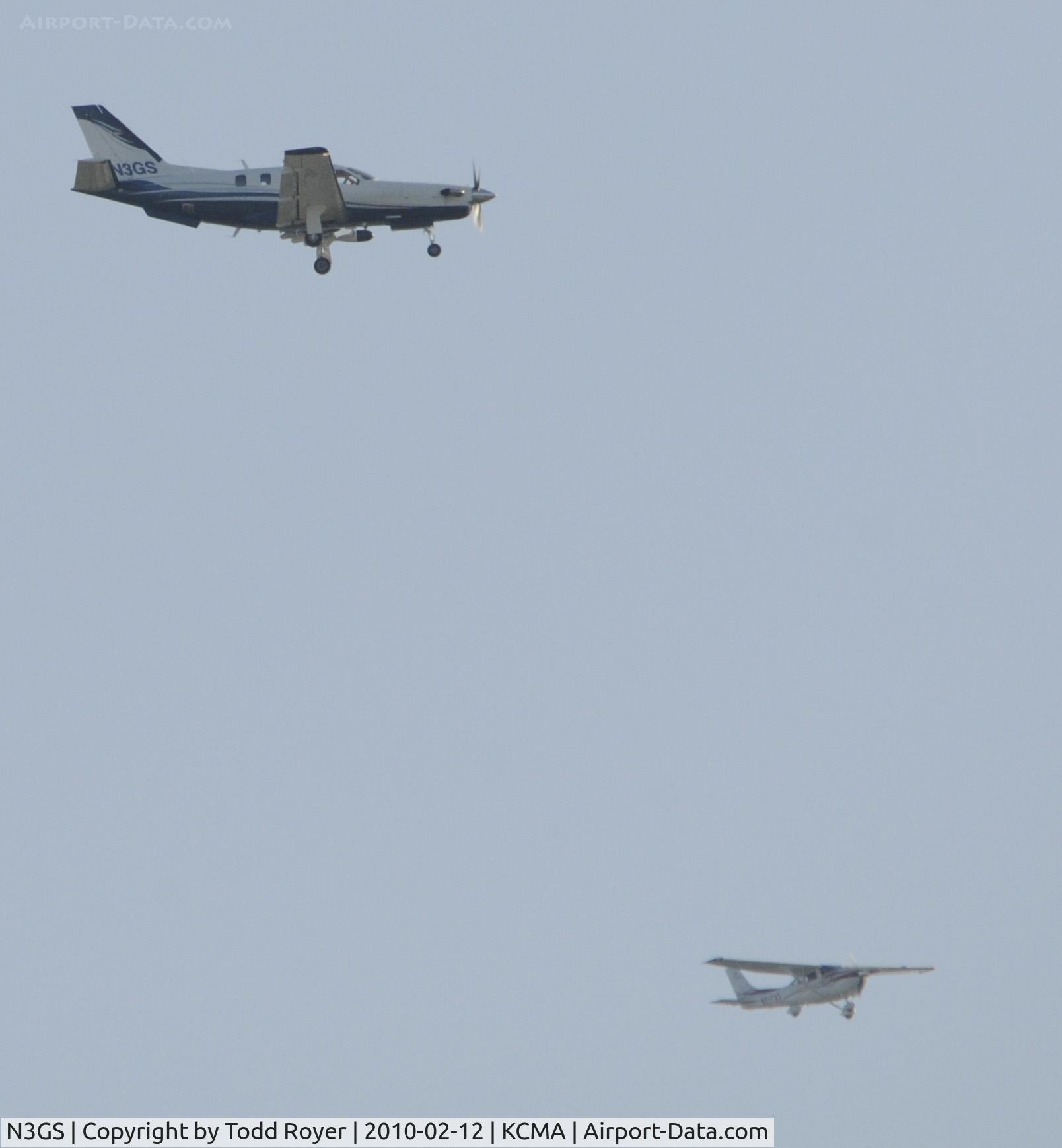 N3GS, Socata TBM-700 C/N 510, From the backyard