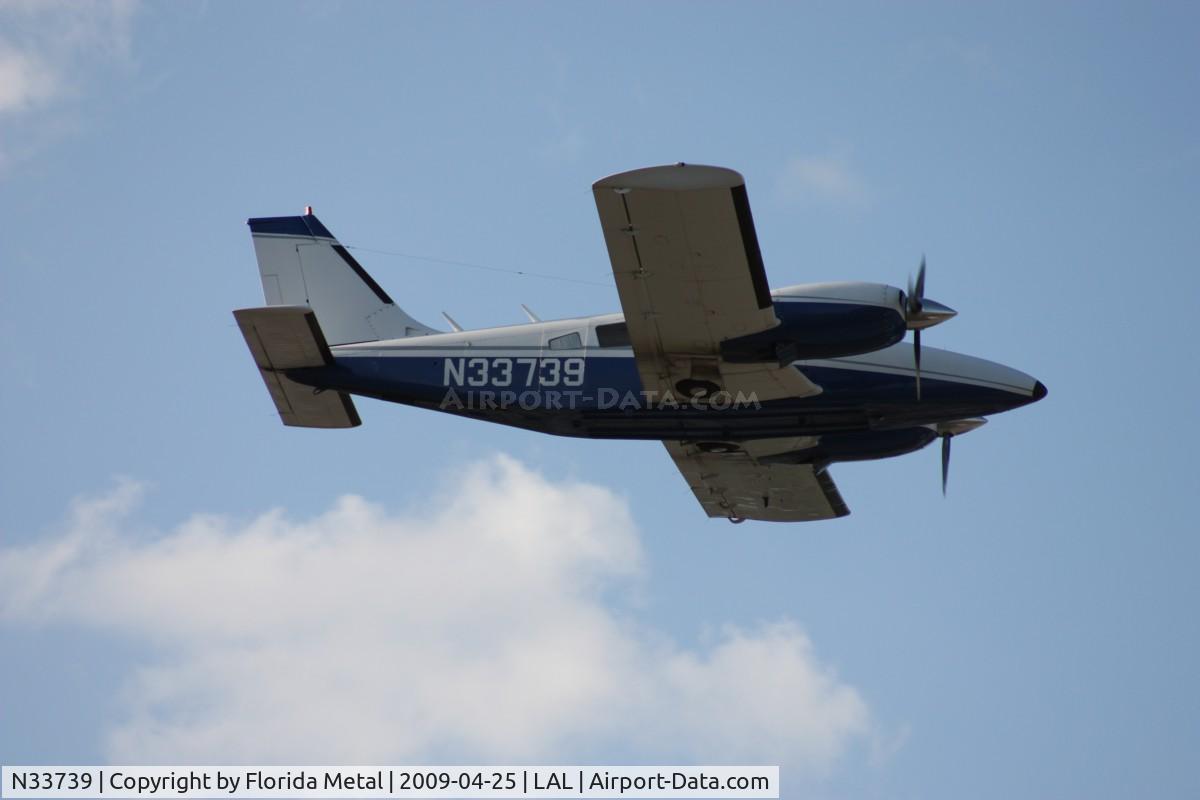 N33739, 1975 Piper PA-34-200T C/N 34-7570154, Piper PA-34