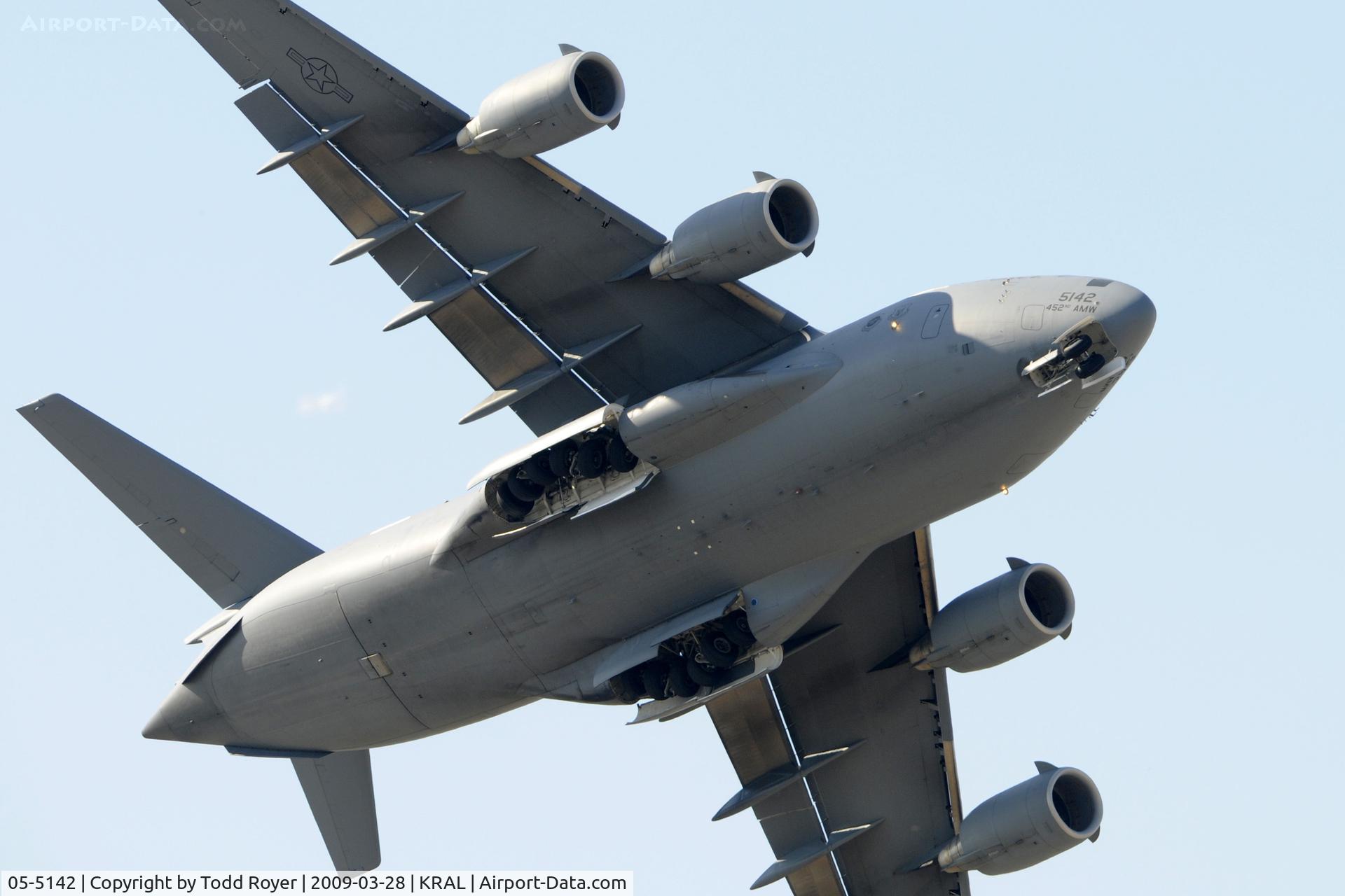 05-5142, 2005 Boeing C-17A Globemaster III C/N P-142, Riverside Airshow 2009