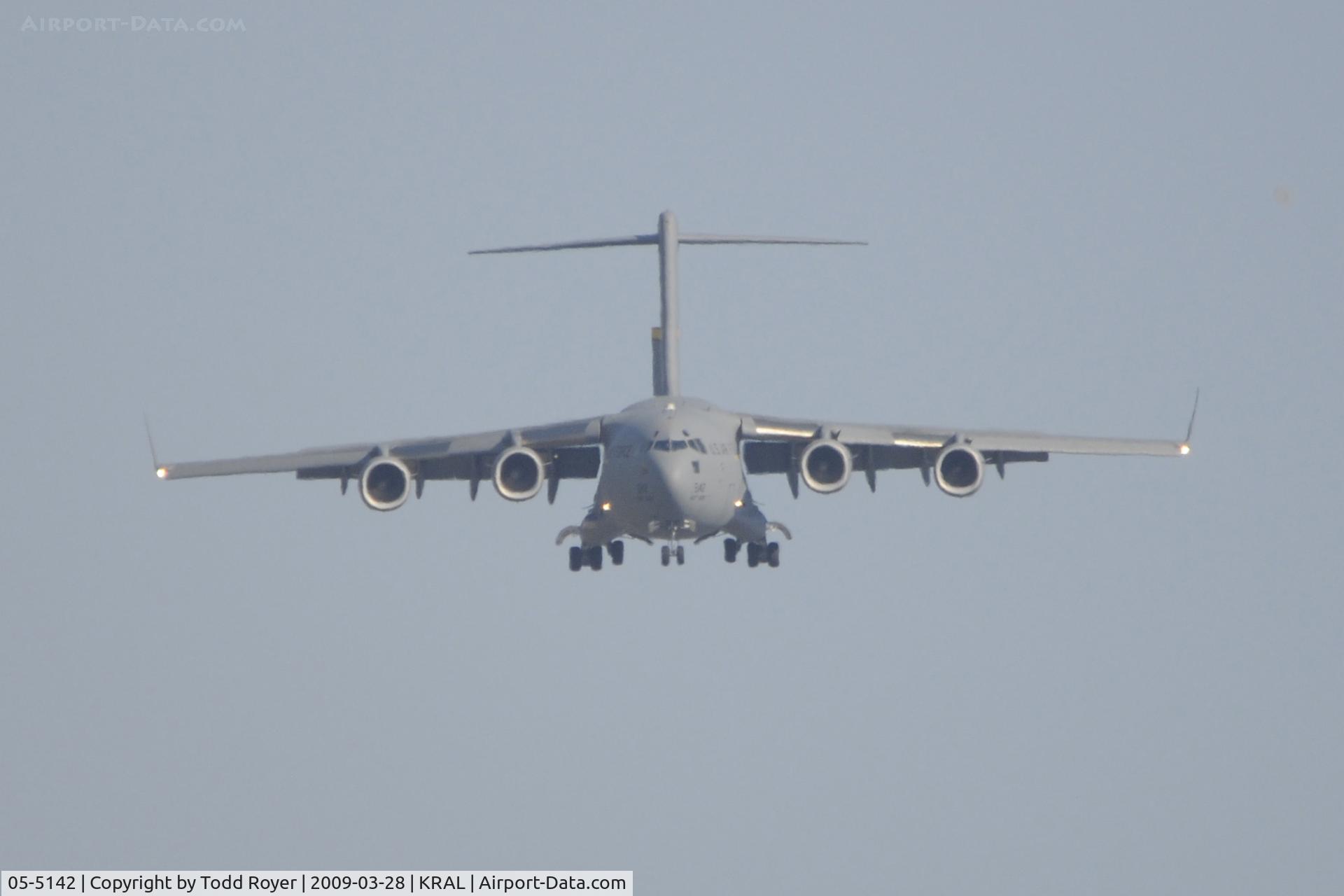 05-5142, 2005 Boeing C-17A Globemaster III C/N P-142, Riverside Airshow 2009
