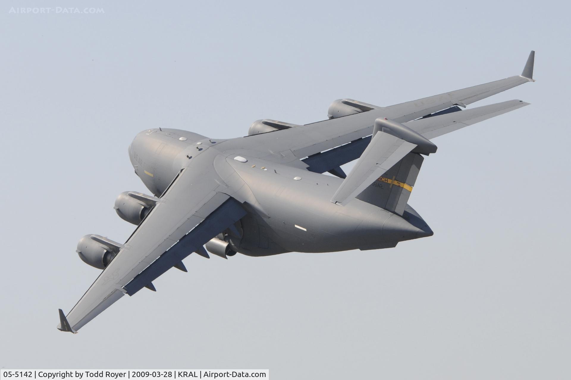 05-5142, 2005 Boeing C-17A Globemaster III C/N P-142, Riverside Airshow 2009