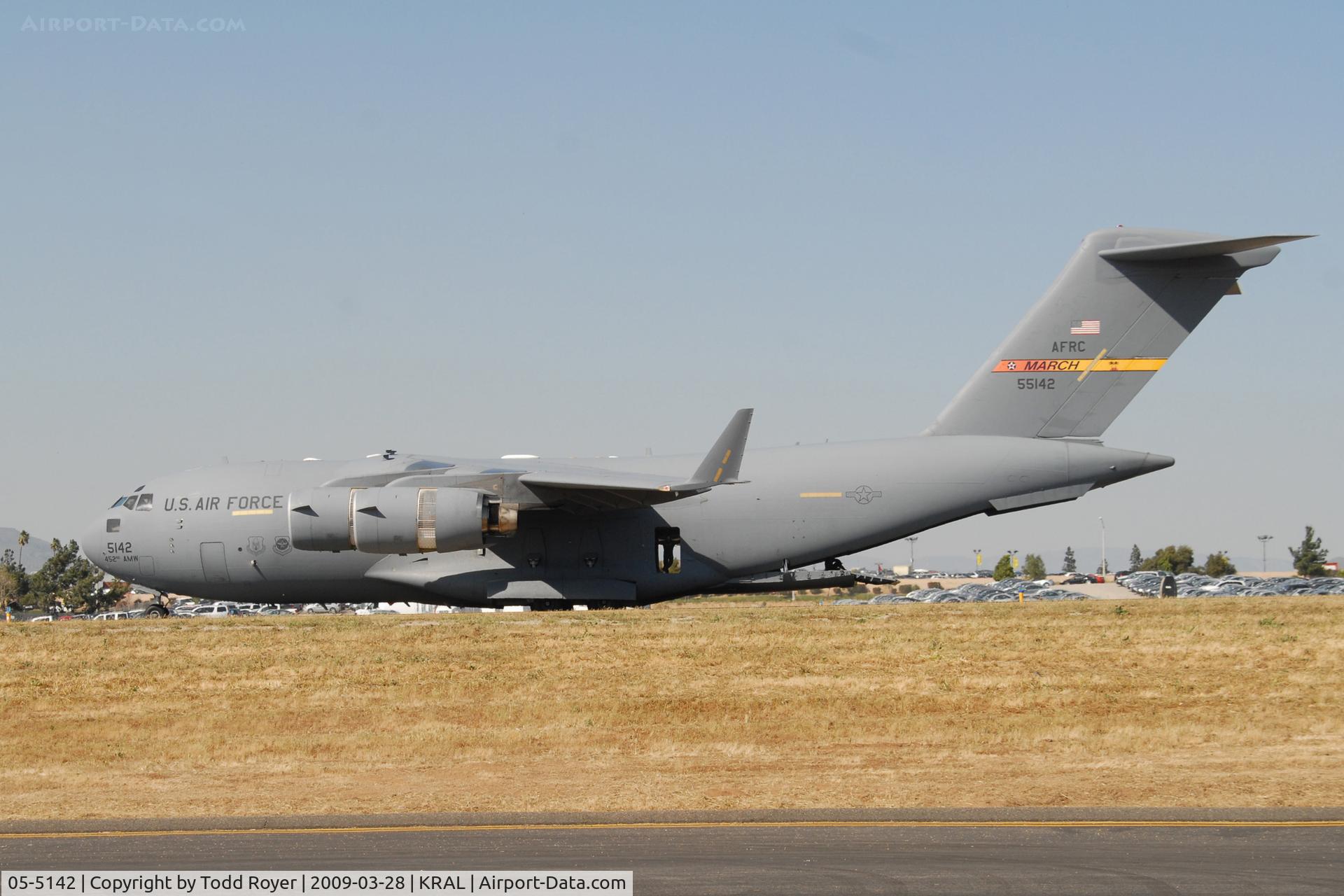 05-5142, 2005 Boeing C-17A Globemaster III C/N P-142, Riverside Airshow 2009