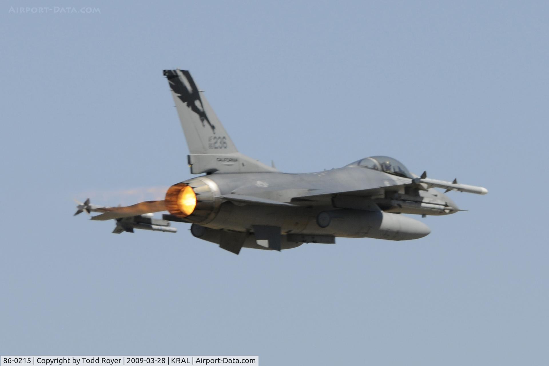 86-0215, 1986 General Dynamics F-16C Fighting Falcon C/N 5C-321, Riverside Airshow 2009