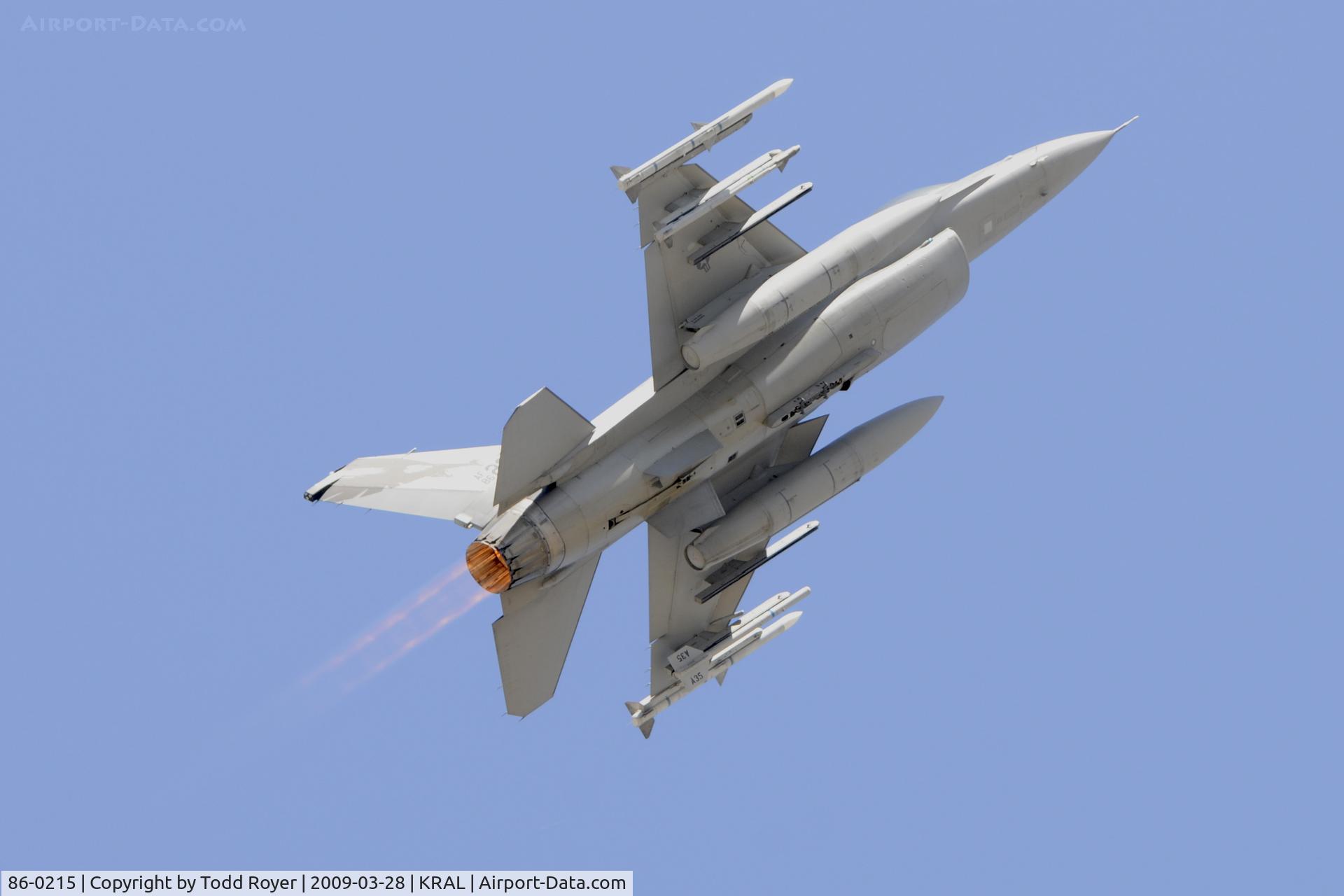86-0215, 1986 General Dynamics F-16C Fighting Falcon C/N 5C-321, Riverside Airshow 2009