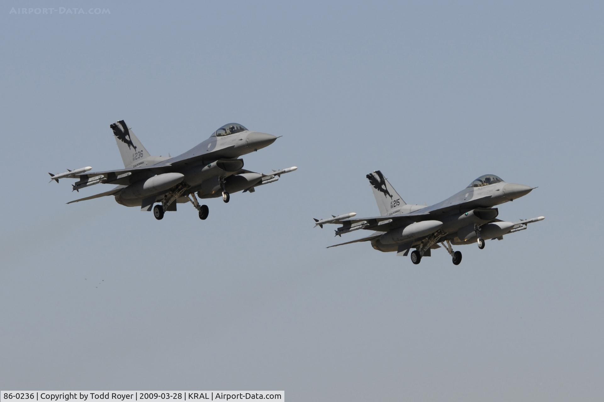 86-0236, General Dynamics F-16C Fighting Falcon C/N 5C-342, Riverside Airshow 2009