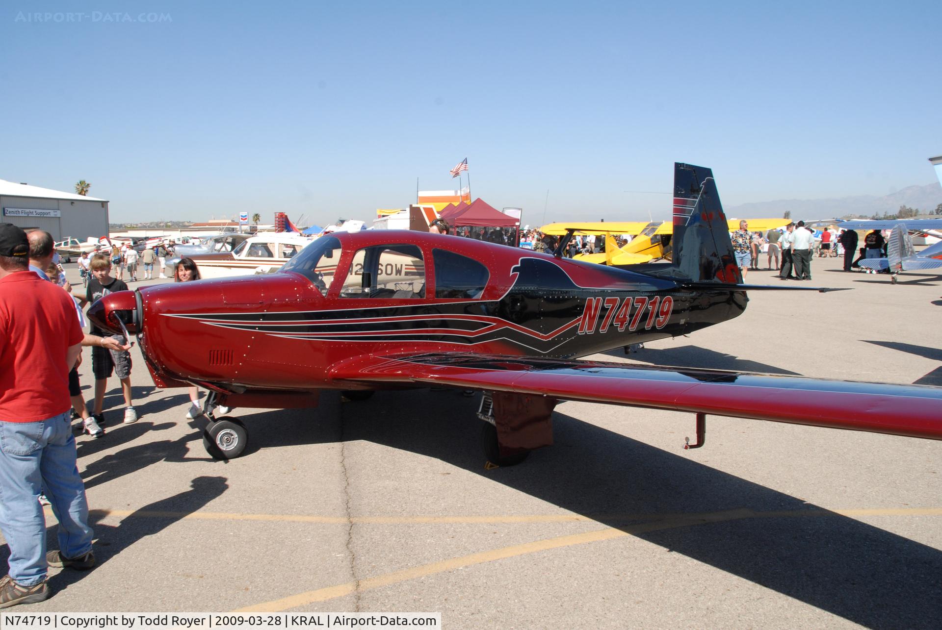 N74719, 1961 Mooney M20B Mark 21 C/N 1804, Riverside Airshow 2009