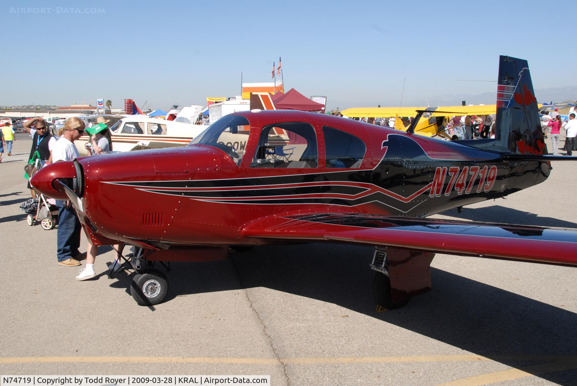 N74719, 1961 Mooney M20B Mark 21 C/N 1804, Riverside Airshow 2009