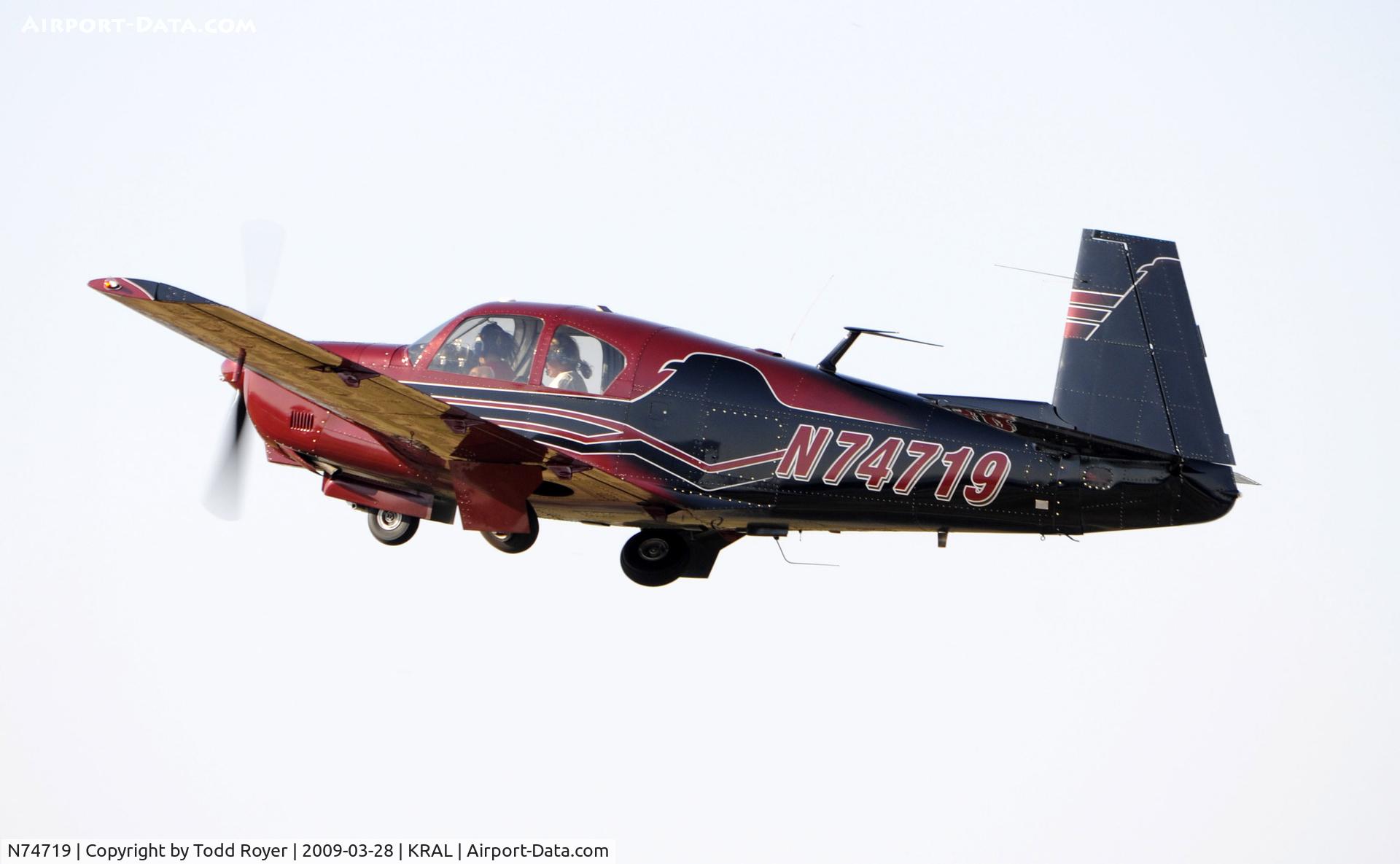 N74719, 1961 Mooney M20B Mark 21 C/N 1804, Riverside Airshow 2009
