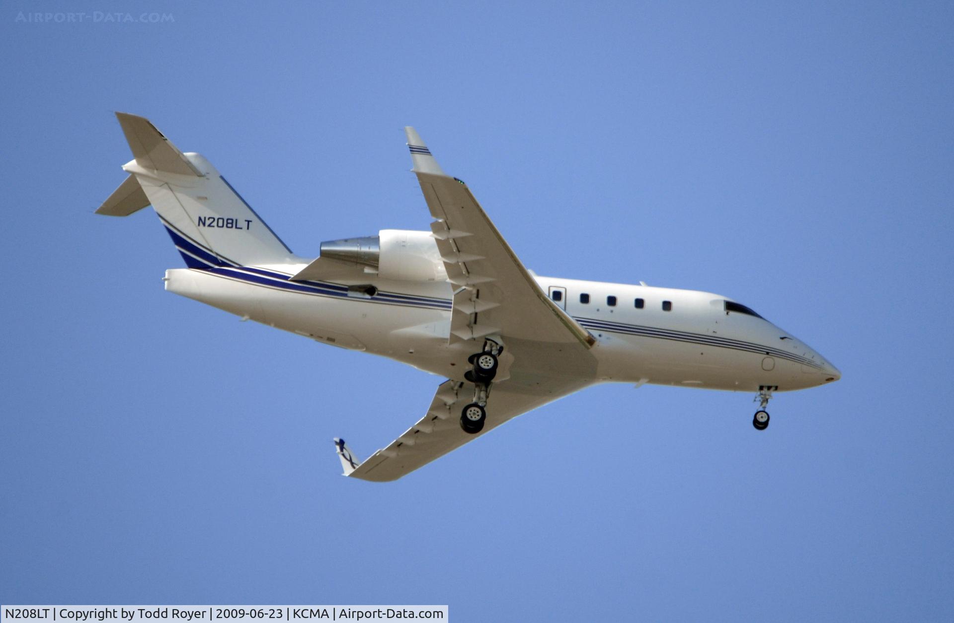 N208LT, 1999 Bombardier Challenger 604 (CL-600-2B16) C/N 5440, From the backyard