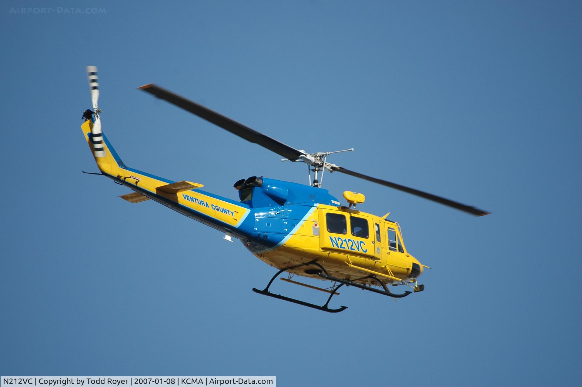 N212VC, 1975 Bell 212 C/N 30693, From the backyard
