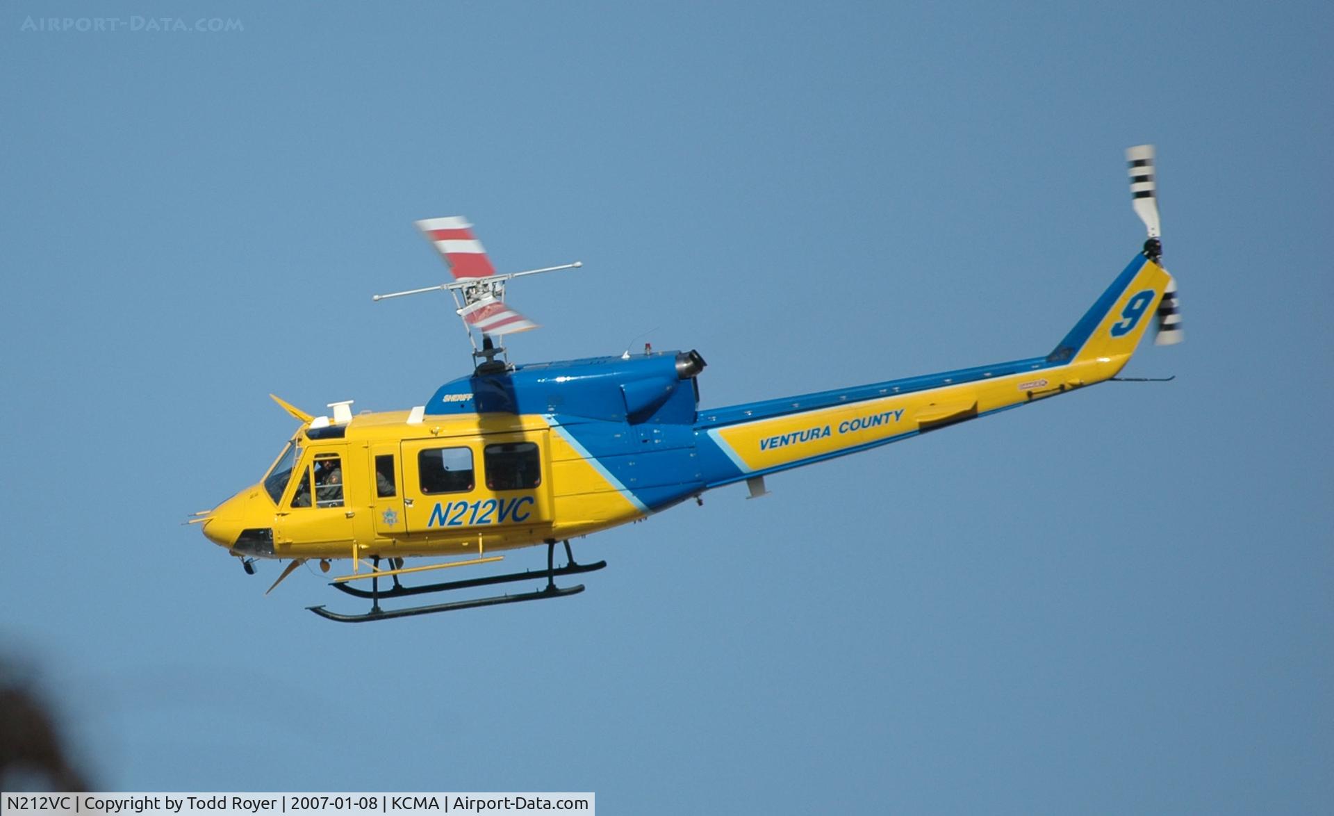 N212VC, 1975 Bell 212 C/N 30693, From the backyard