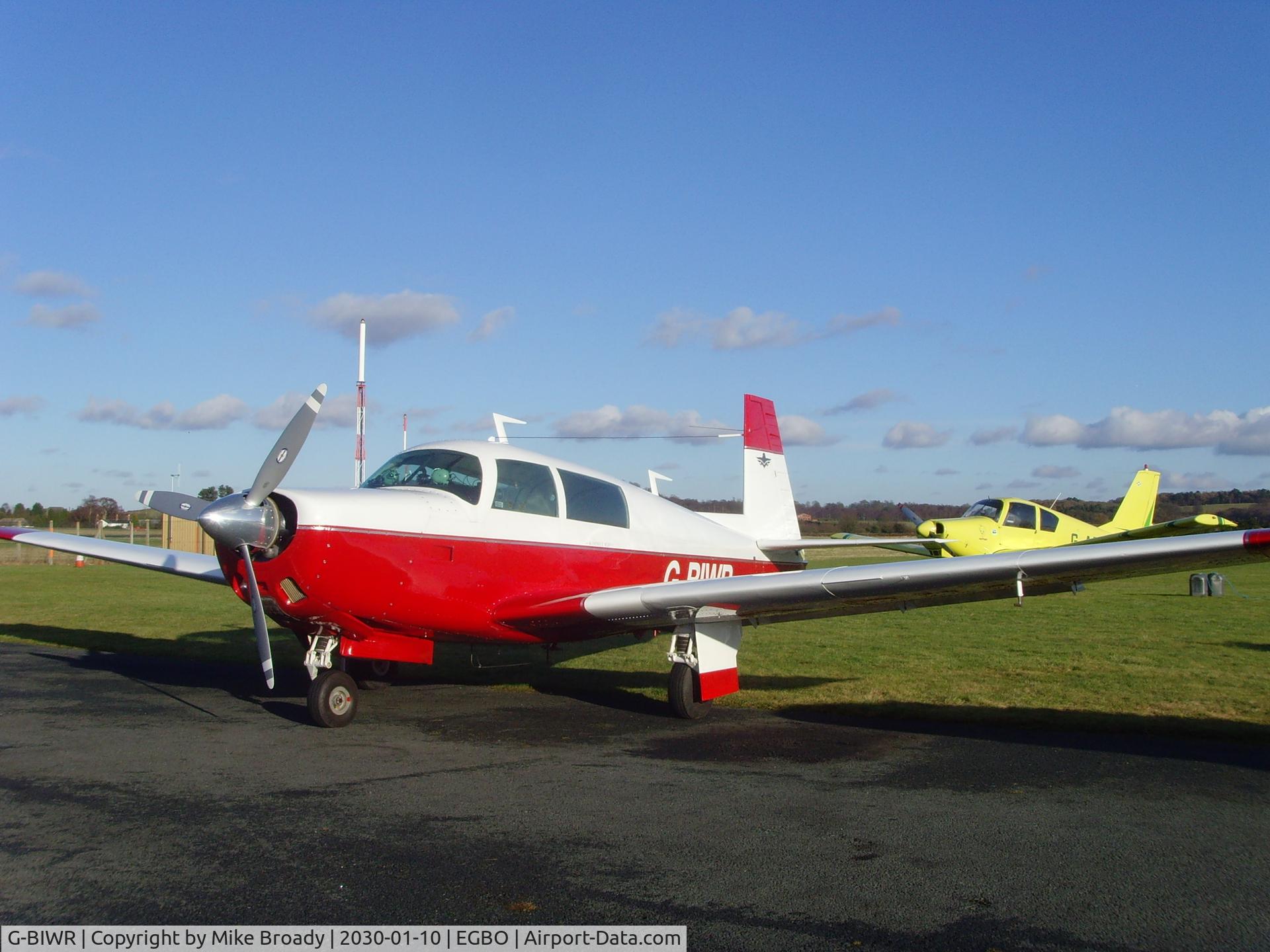 G-BIWR, 1976 Mooney M20F Executive C/N 22-1339, A sunny day parked up at Wolverhampton