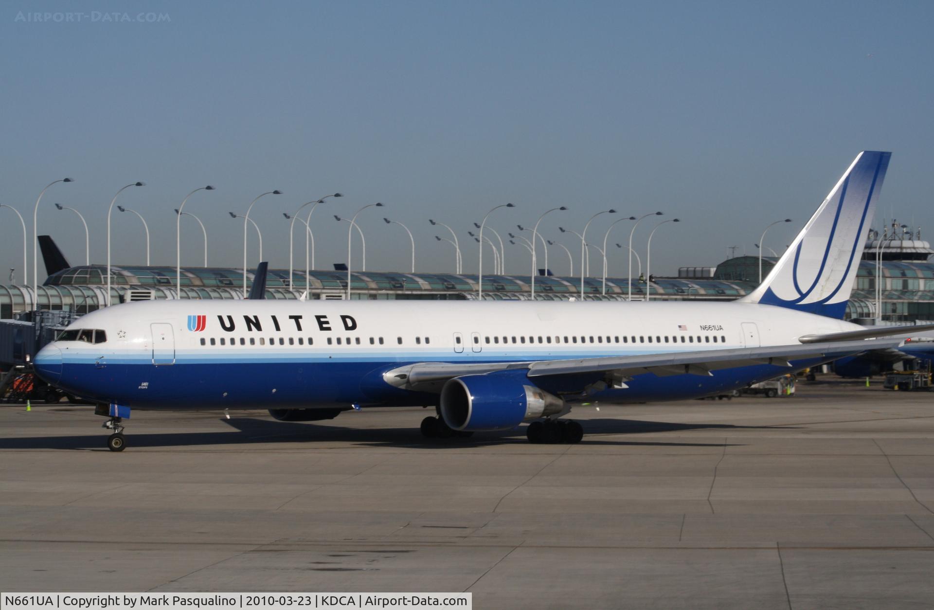 N661UA, 1993 Boeing 767-322 C/N 27158, Boeing 767-300