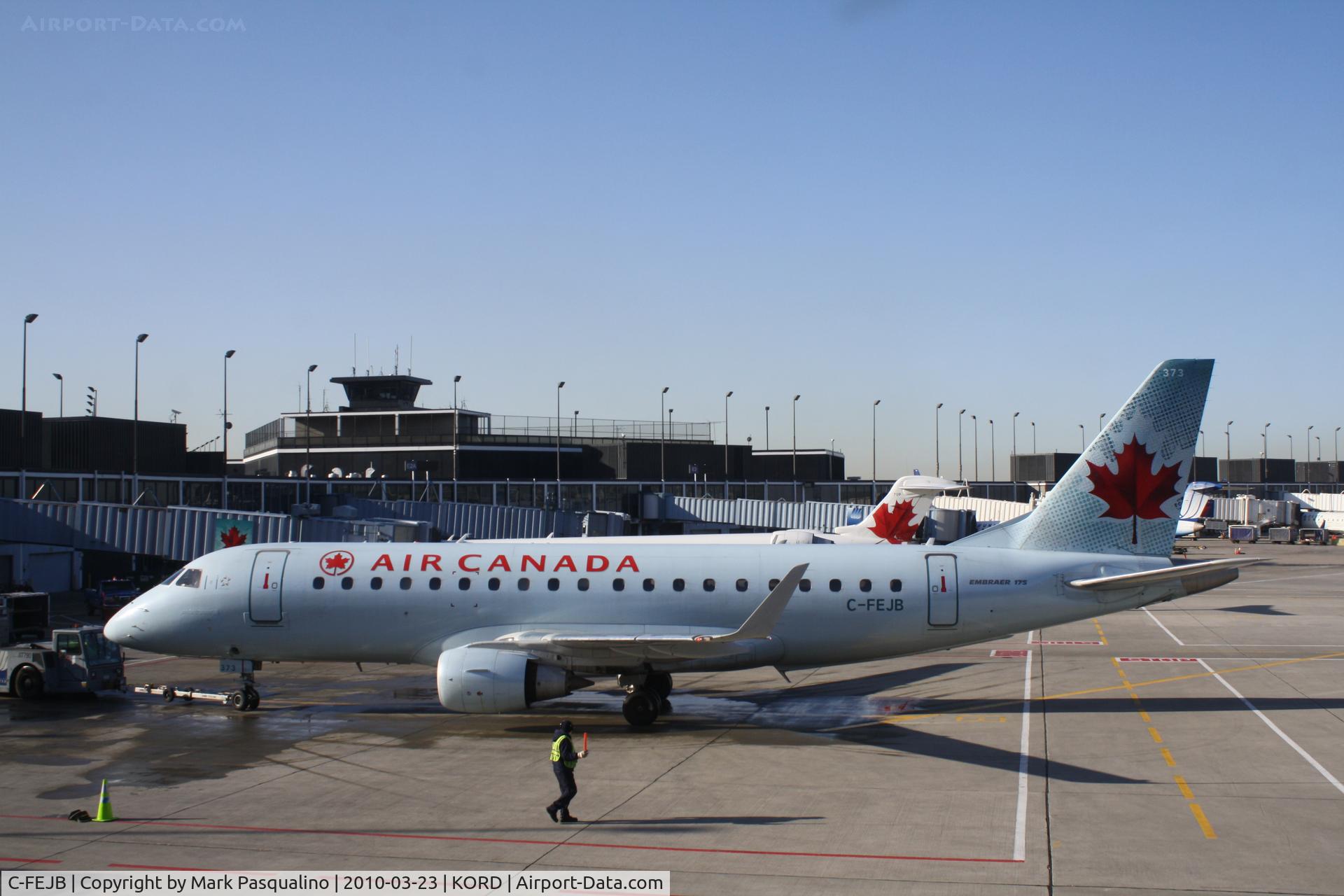 C-FEJB, 2005 Embraer 175SU (ERJ-170-200SU) C/N 17000086, ERJ 170-200 SU