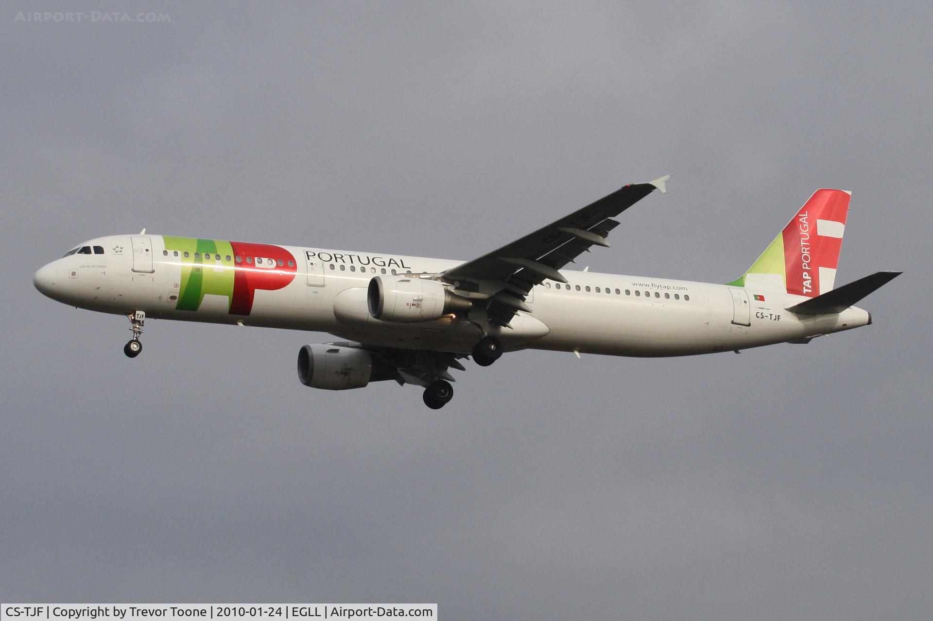 CS-TJF, 2000 Airbus A321-211 C/N 1399, Airbus 321-211, c/n: 1399