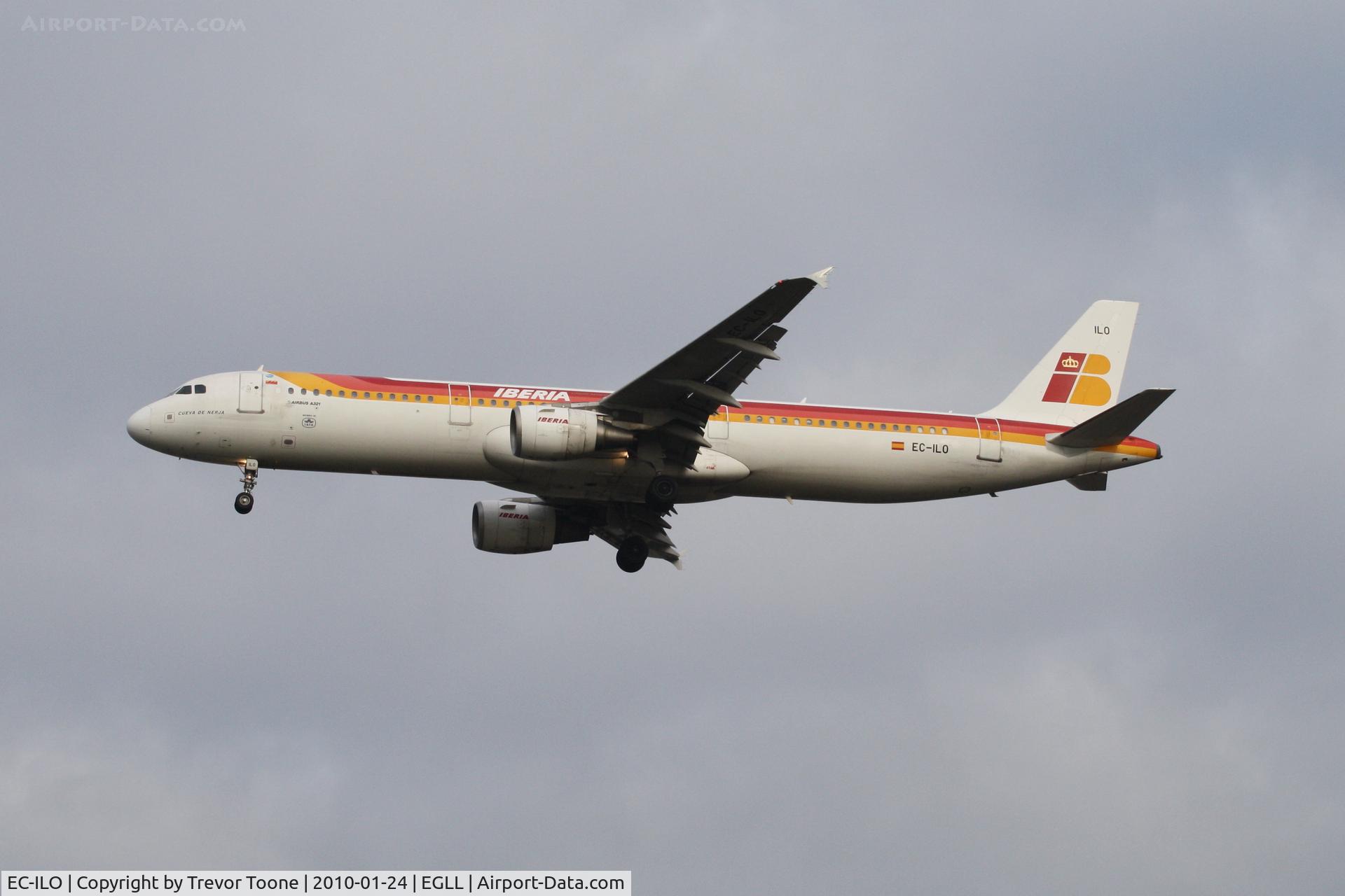 EC-ILO, 2002 Airbus A321-211 C/N 1681, Airbus A321-211, c/n: 1681