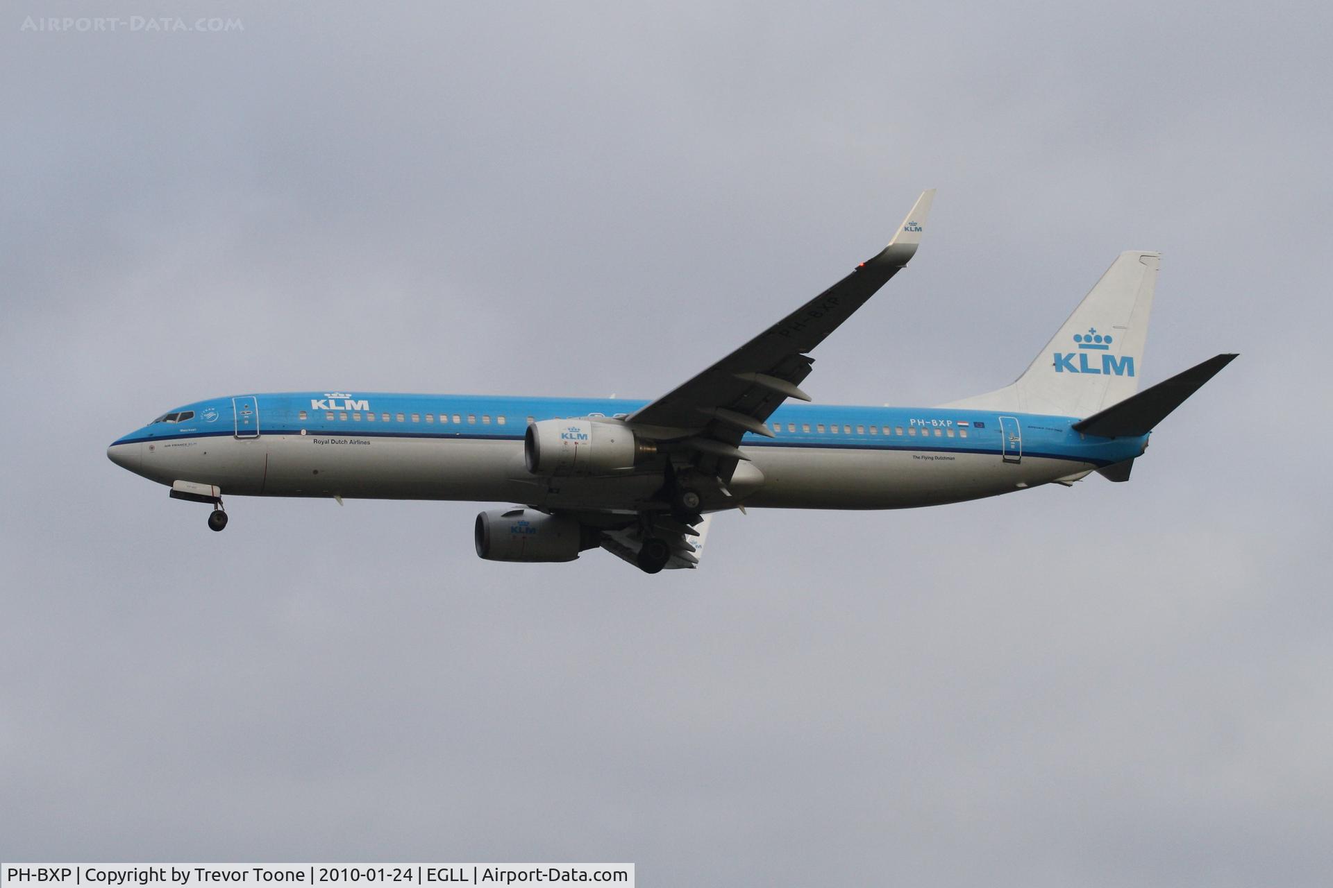 PH-BXP, 2001 Boeing 737-9K2 C/N 29600, Boeing 737-9K2, c/n: 29600