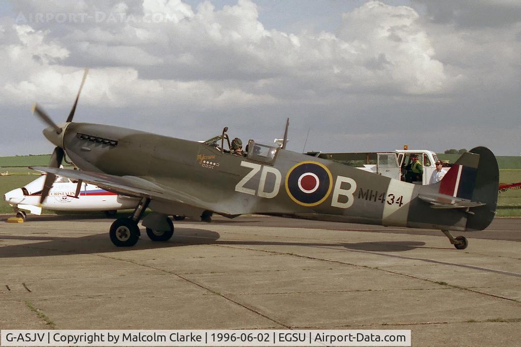 G-ASJV, 1943 Supermarine 361 Spitfire LF.IXb C/N CBAF.IX.552, Supermarine 361 Spitfire LF9B at Duxford's Classic Jet & Fighter Display. in 1996