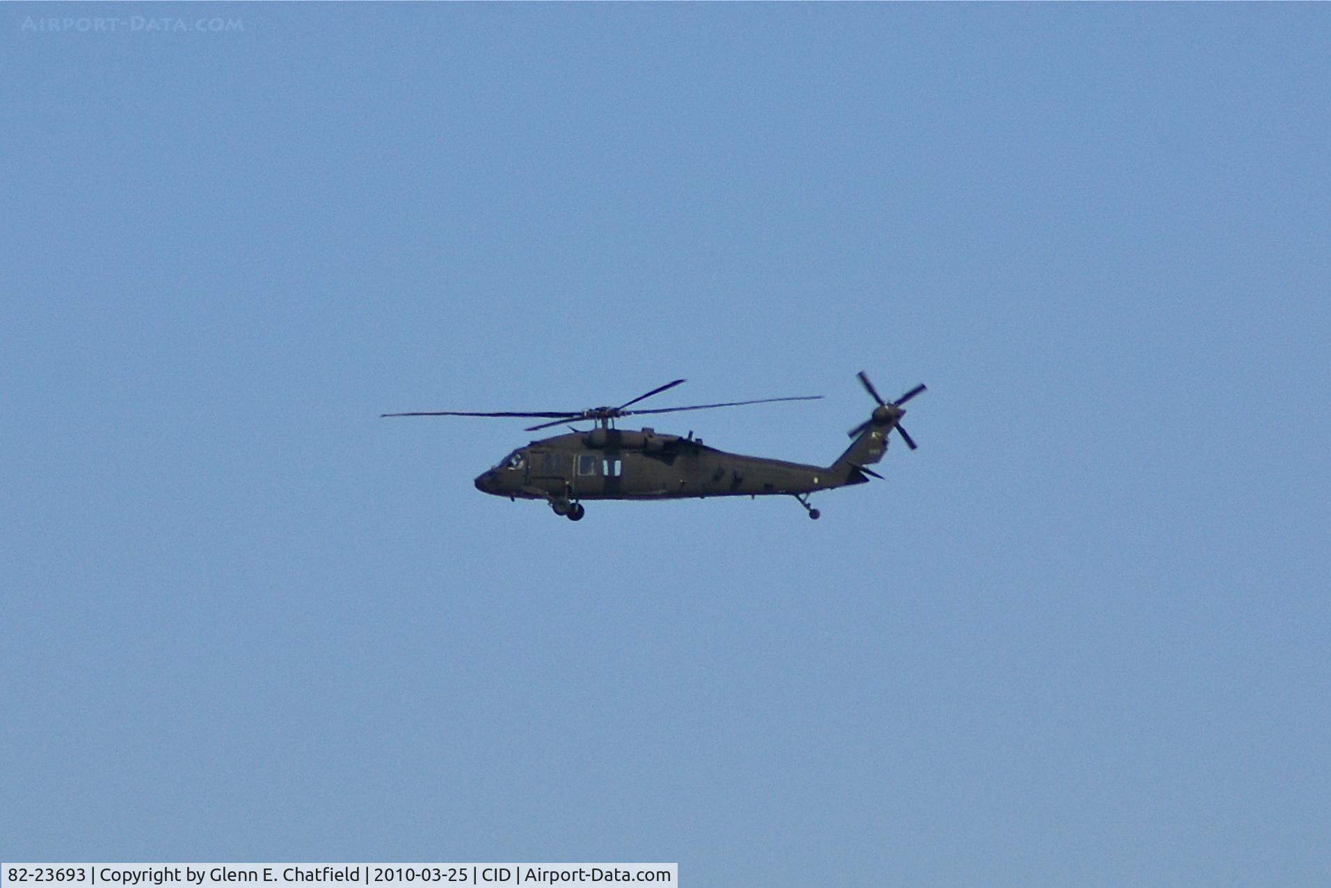 82-23693, 1982 Sikorsky UH-60A Black Hawk C/N 70516, UH-60 making surveillance by airport prior to Air Force One arrival