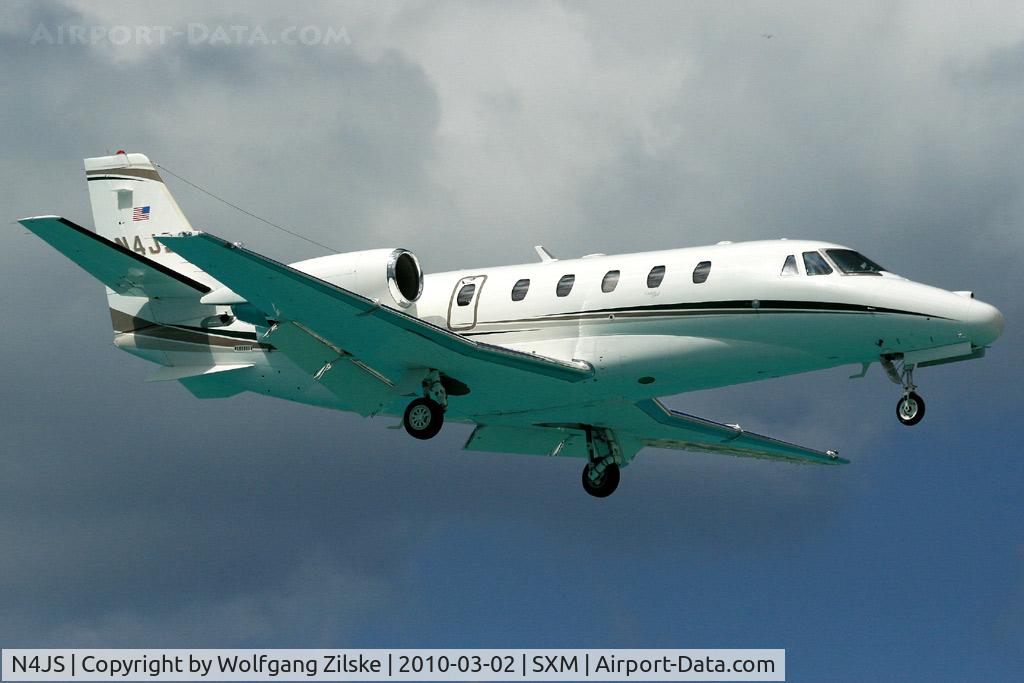N4JS, 1999 Cessna 560XL C/N 560-5035, visitor