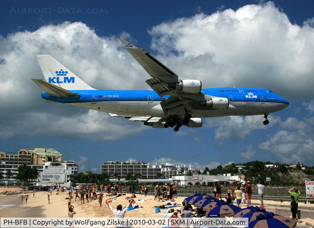 PH-BFB, 1989 Boeing 747-406 C/N 24000, visitor