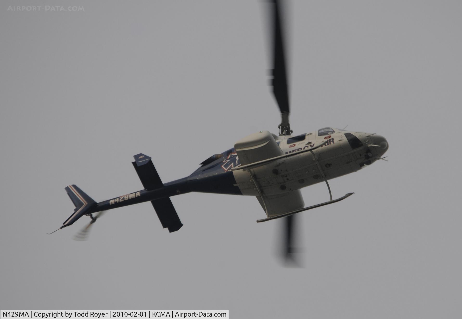 N429MA, 1984 Bell 222UT C/N 47523, From the backyard