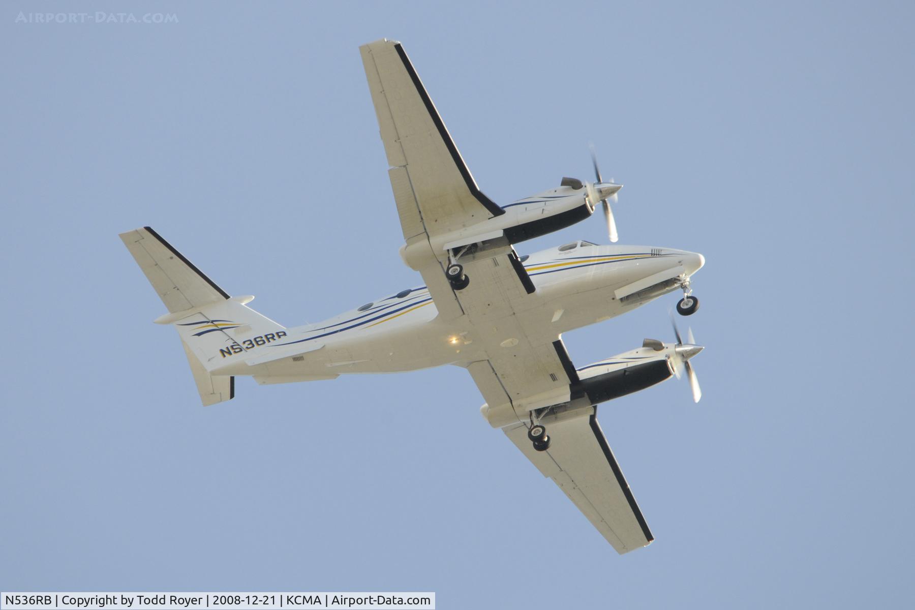N536RB, 2004 Raytheon B200 Super King Air C/N BB-1879, From the backyard