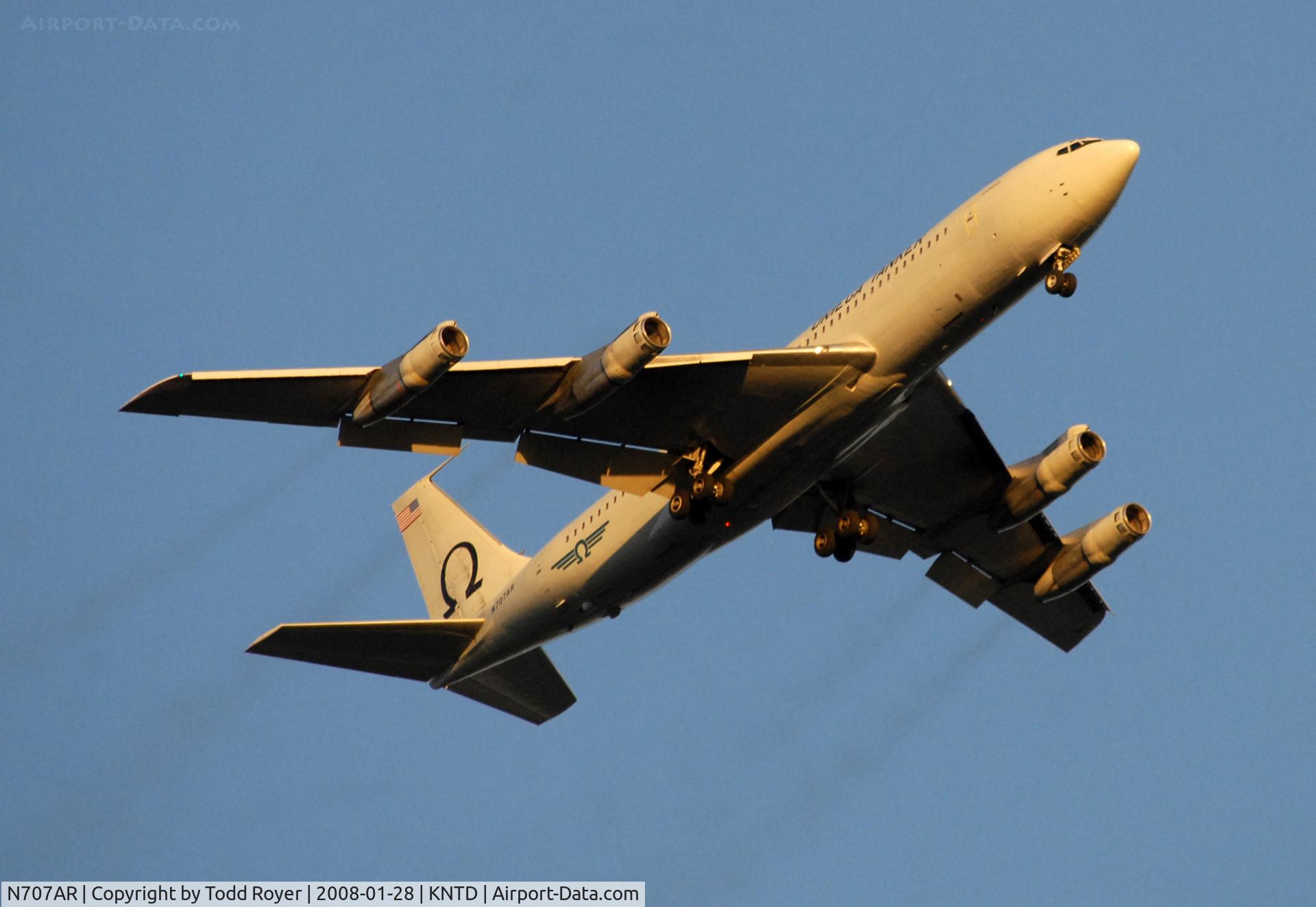 N707AR, 1969 Boeing 707-321B C/N 20029, From the backyard
