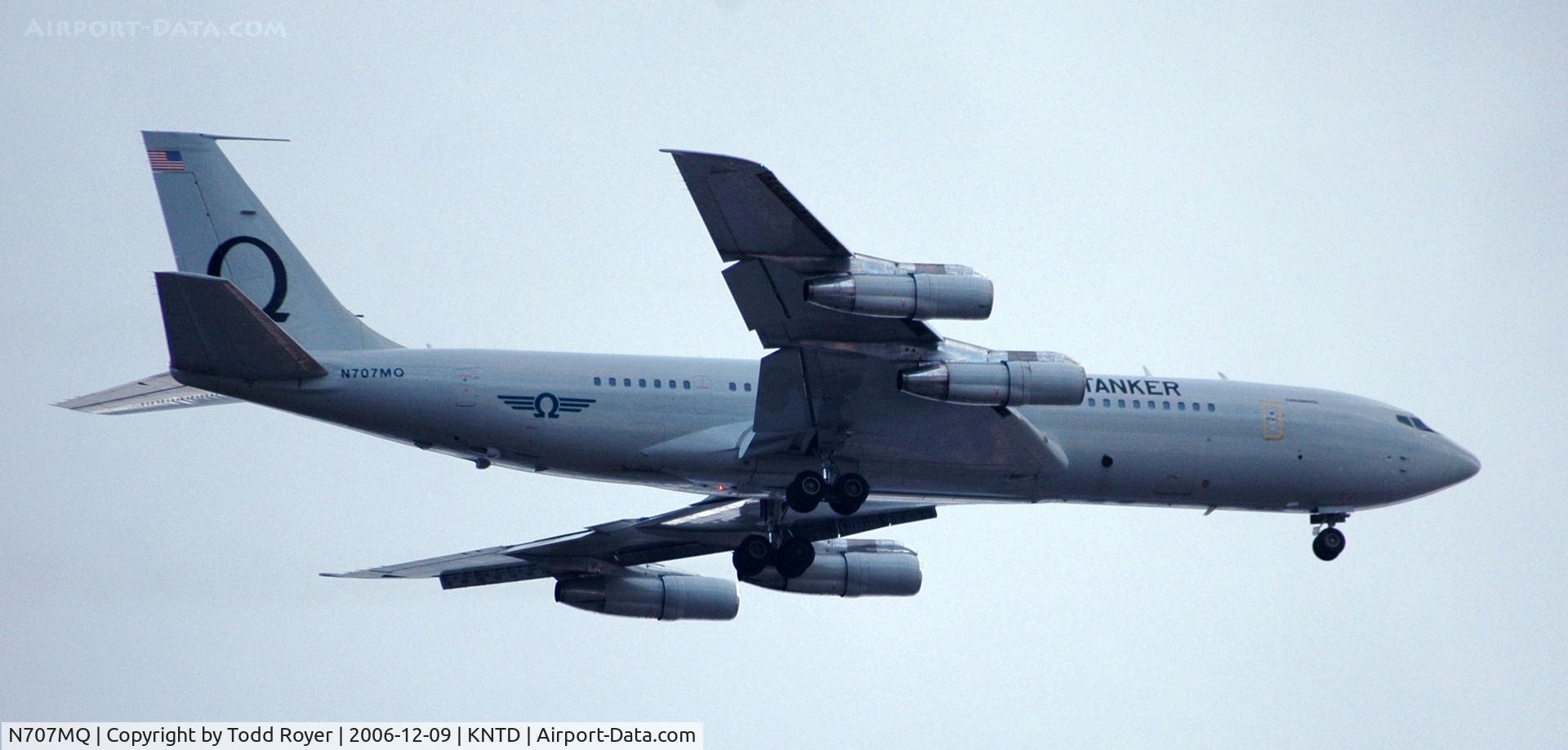 N707MQ, 1977 Boeing 707-368C C/N 21368, From the backyard