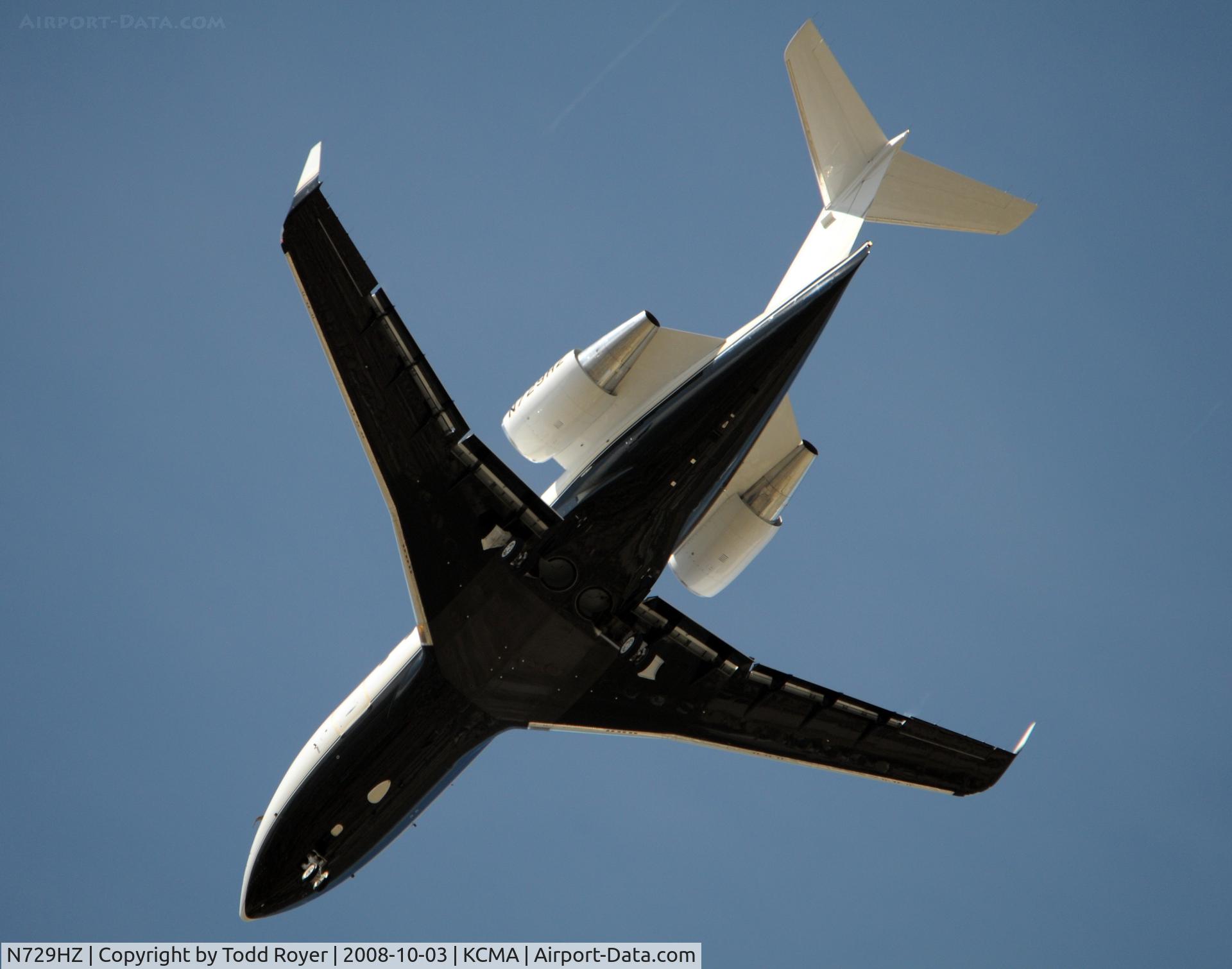 N729HZ, 1992 Canadair Challenger 601-3A (CL-600-2B16) C/N 5107, From the backyard
