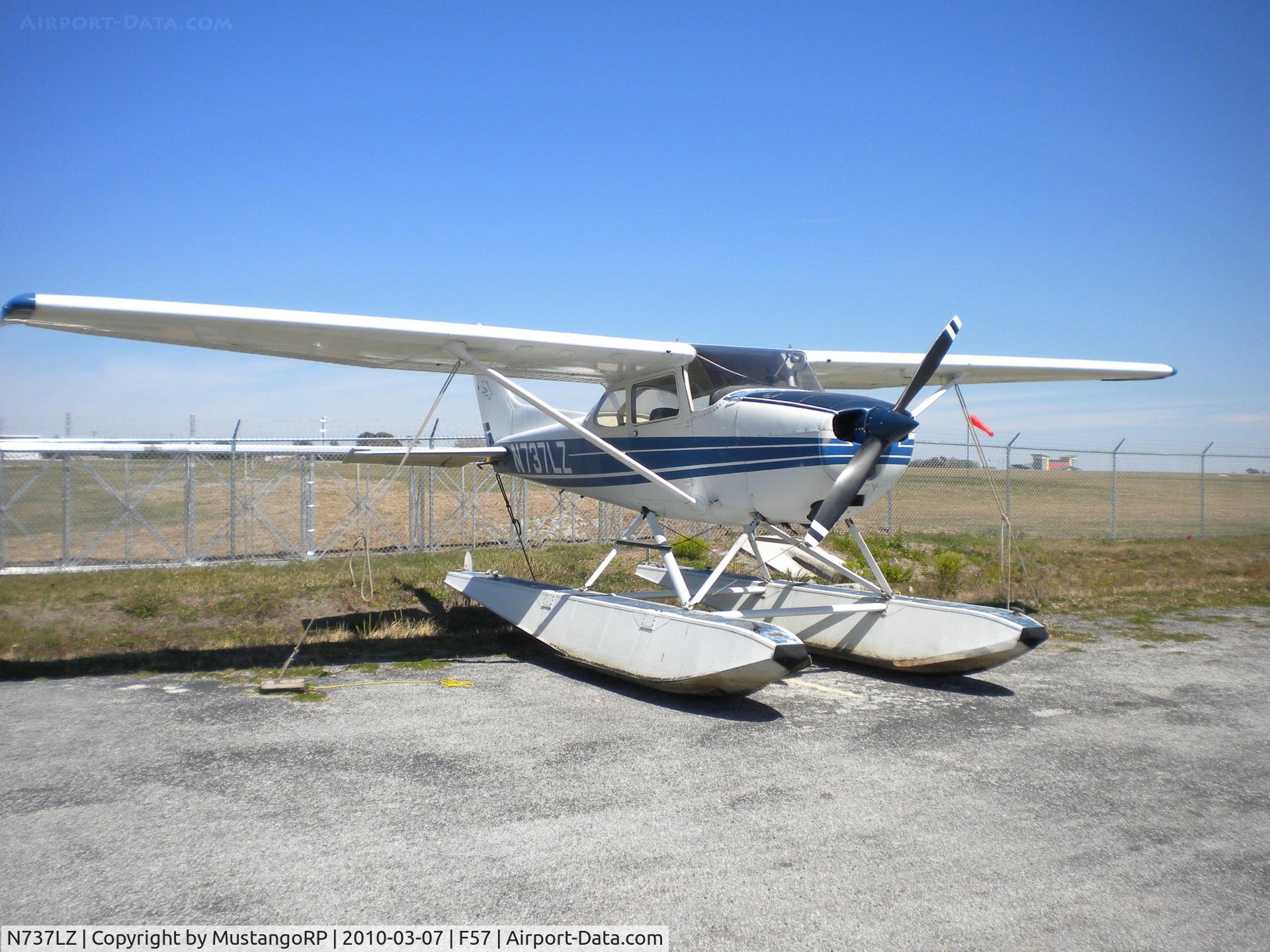 N737LZ, 1977 Cessna 172N C/N 17269513, 1977 C-172N