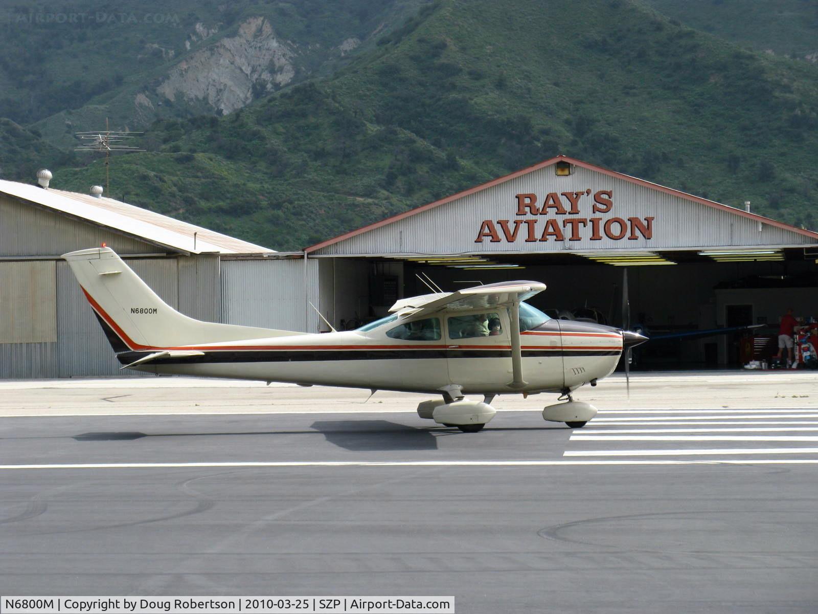 N6800M, 1975 Cessna 182P Skylane C/N 18263844, 1975 Cessna 182P SKYLANE, Continental O-470-S 230 Hp, takeoff roll Rwy 22