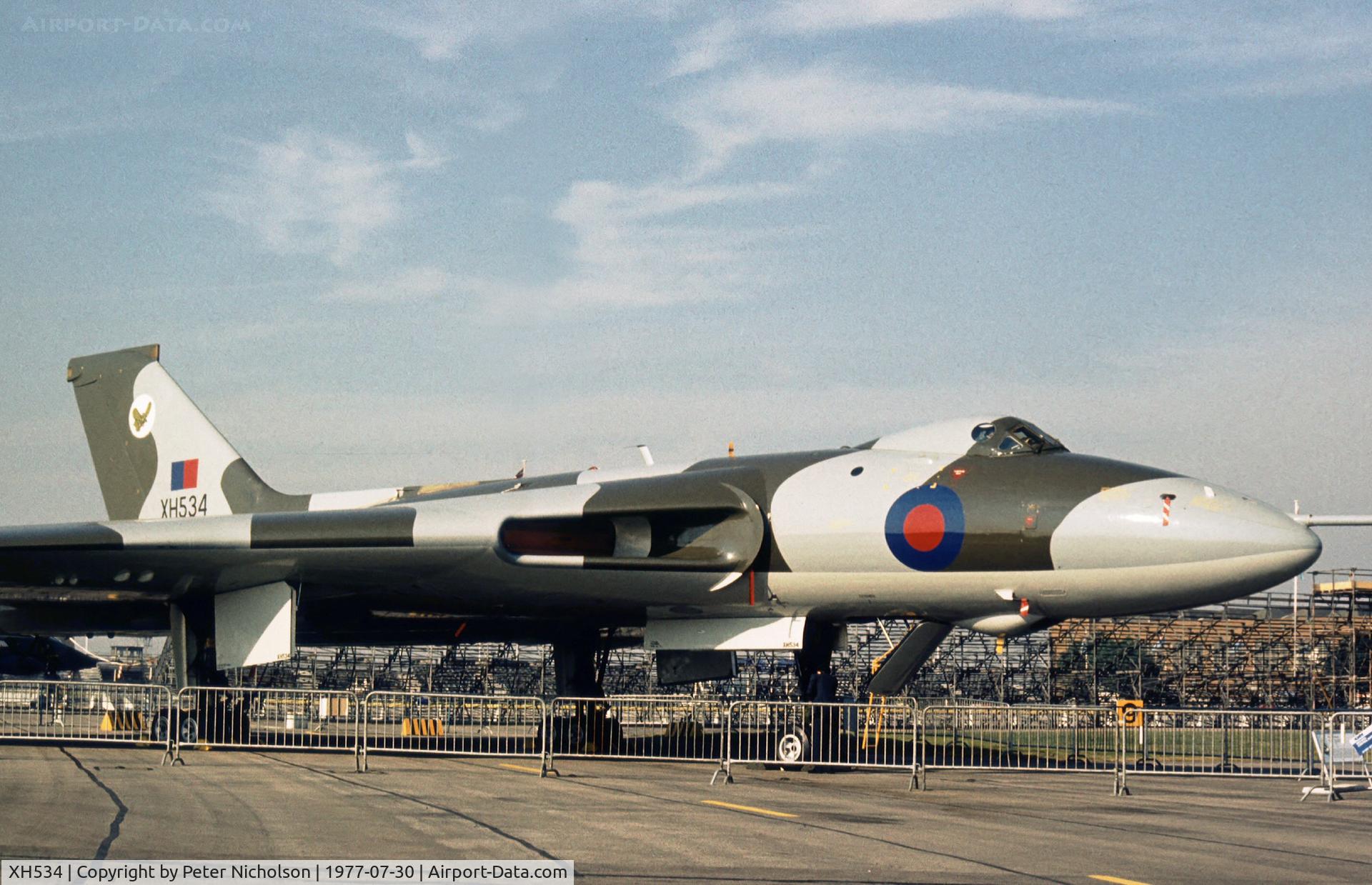 XH534, 1966 Avro Vulcan B.2 C/N Set 2, Vulcan SR.2 of 27 Squadron on display at the 1977 Royal Review at RAF Finningley.