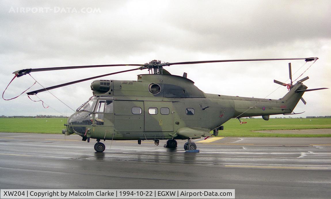 XW204, 1971 Westland Puma HC.1 C/N 1074/F9751, Westland SA-330E Puma HC1. Flown by RAF No 230 Sqn based at Aldergrove and seen at RAF Waddingtons Photocall 94.