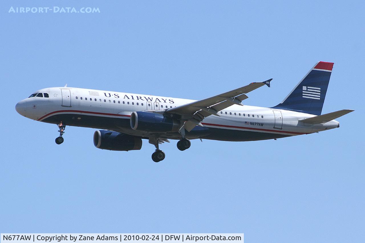 N677AW, 2005 Airbus A320-232 C/N 2430, US Airways at DFW airport
