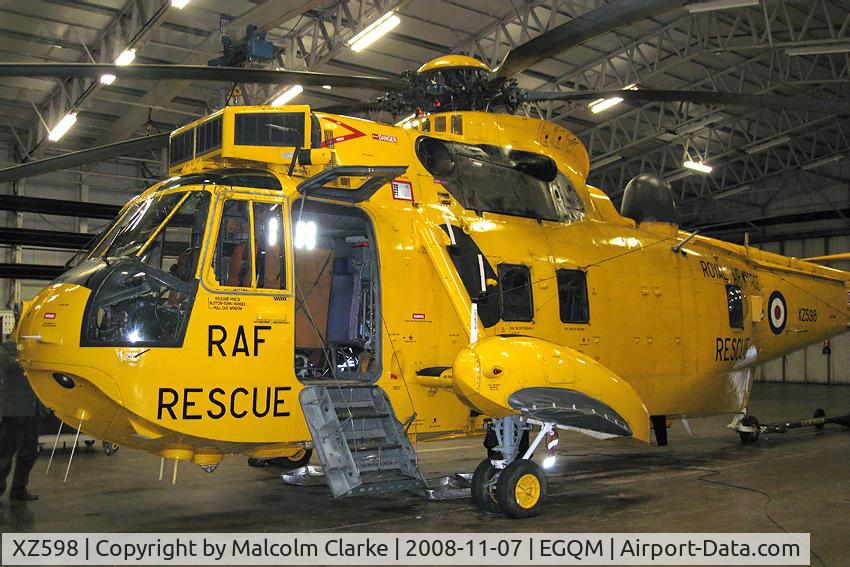 XZ598, 1978 Westland Sea King HAR.3 C/N WA864, Westland Sea King HAR3 at RAF Boulmer in 2008.