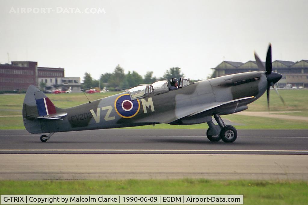 G-TRIX, 1944 Supermarine 509 Spitfire TR.IXc C/N CBAF.9590, Supermarine 509 Spitfire T9C at the Battle of Britain Airshow, A&AEE, Boscombe Down in 1990.