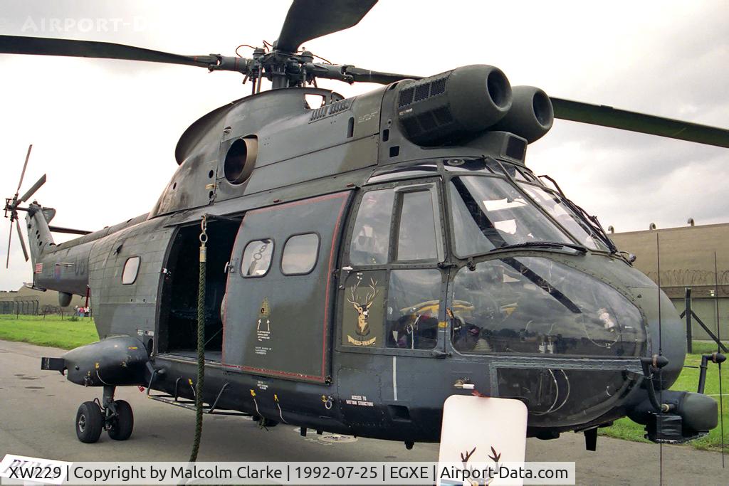 XW229, 1972 Westland Puma HC.1 C/N 1185, Westland SA-330E Puma HC1 at RAF Leeming in 1992.