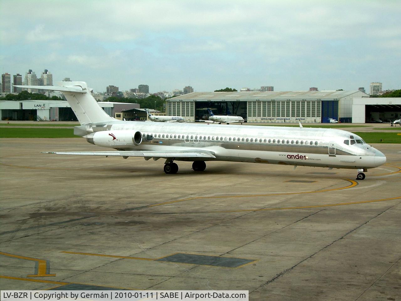 LV-BZR, 1989 McDonnell Douglas MD-87 (DC-9-87) C/N 49706/1614, Parking after landing