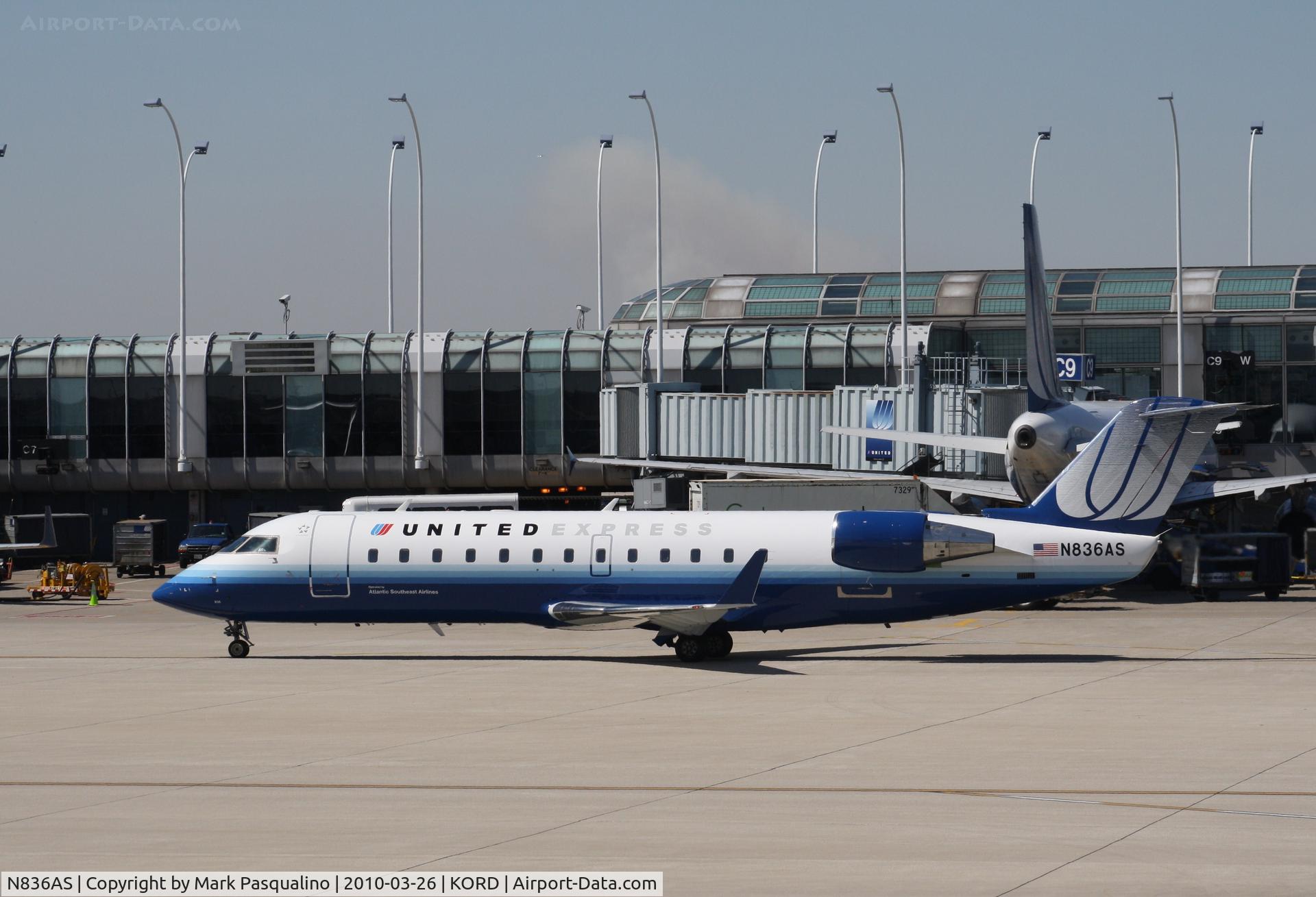 N836AS, 1998 Bombardier CRJ-200ER (CL-600-2B19) C/N 7263, CL-600-2B19