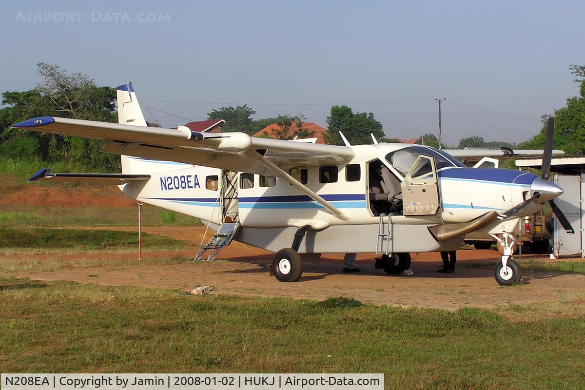 N208EA, 2001 Cessna 208B Grand Caravan C/N 208B0882, Sitting on the ramp at Kajjansi while being prepared for a flight to Entebbe.