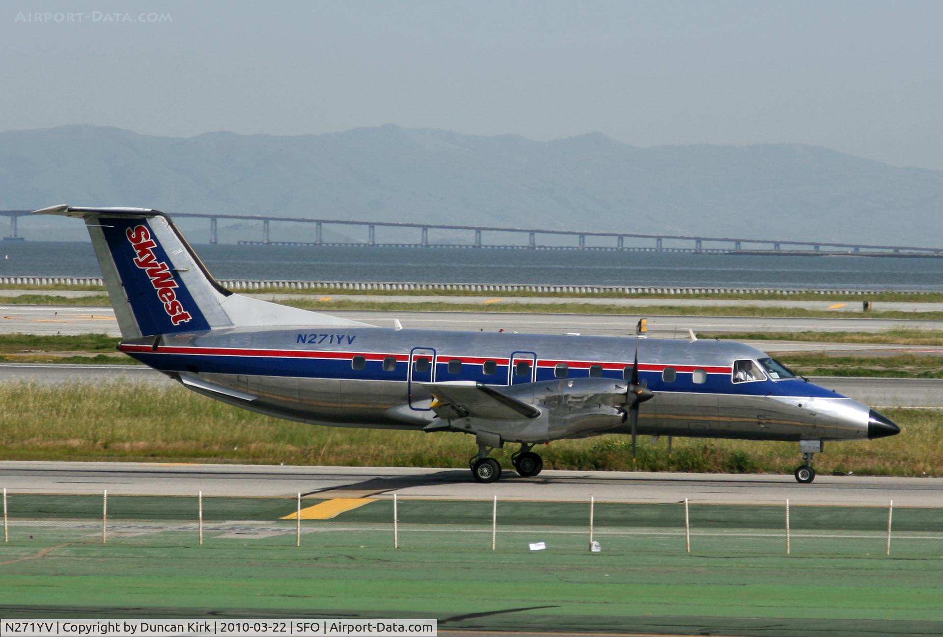 N271YV, 1993 Embraer EMB-120ER Brasilia C/N 120271, Is this destined to change scheme too?