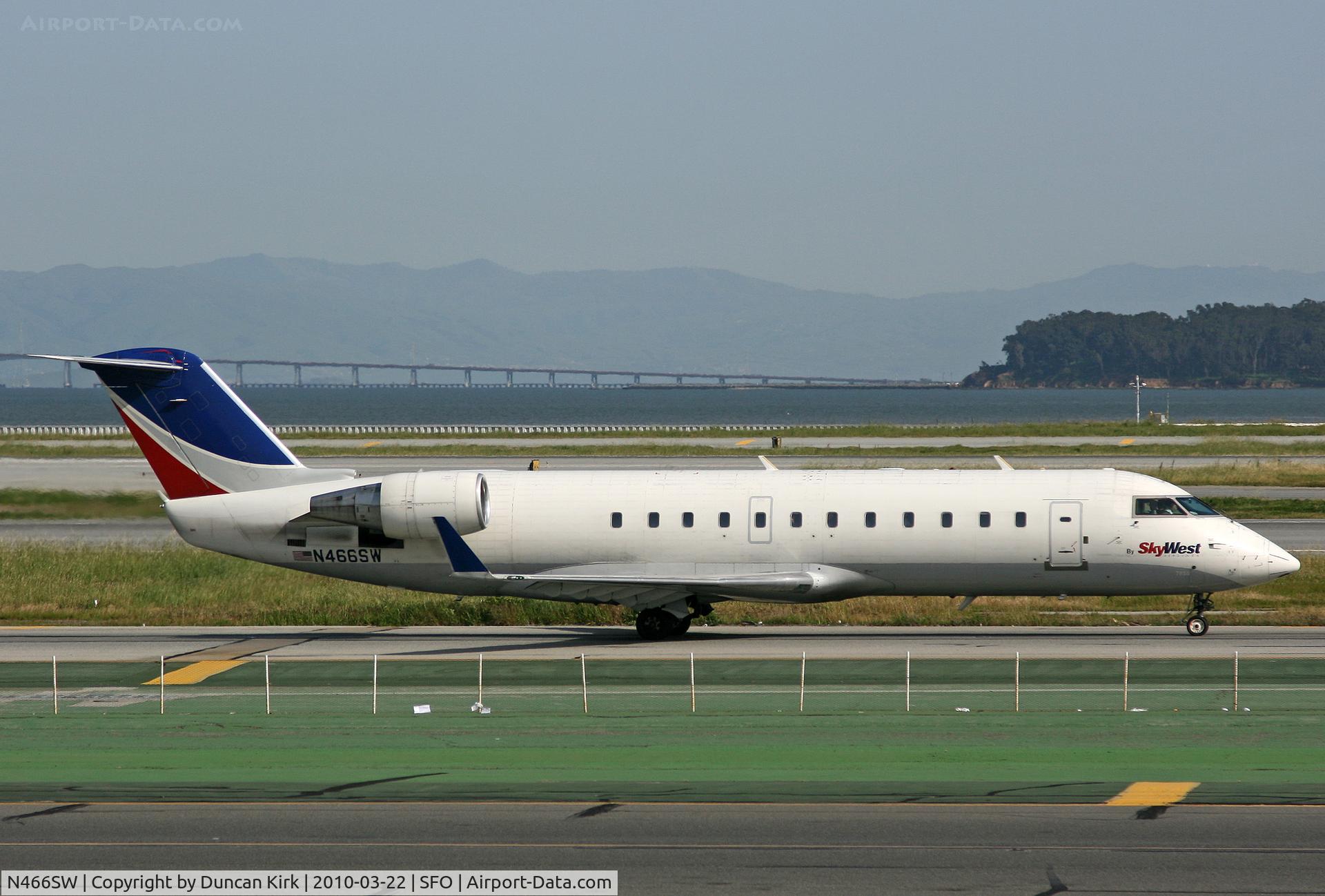 N466SW, 2003 Bombardier CRJ-200ER (CL-600-2B19) C/N 7856, SkyWest operated